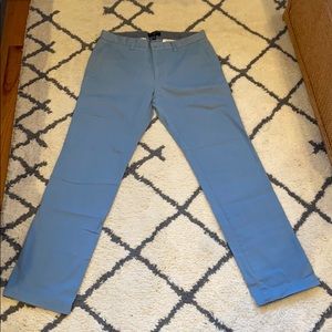 Men’s light blue chino